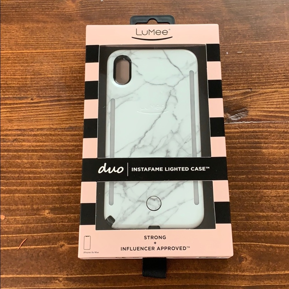 NWT Marble LuMee case and charger for IPhoneXS Max